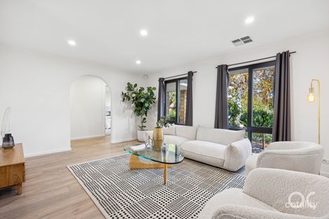 Property photo of 6 Queens Way Woodcroft SA 5162
