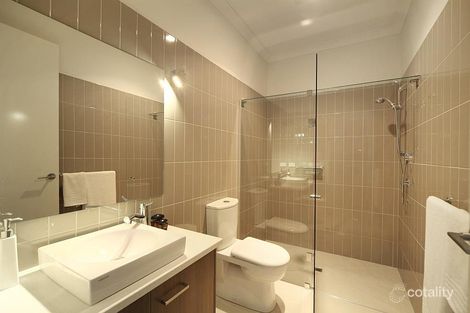 Property photo of 35B Chesterville Drive Bentleigh East VIC 3165