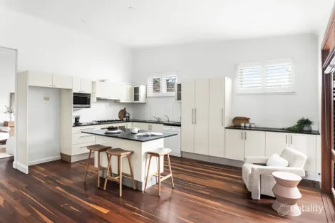 Property photo of 102 Warren Road Marrickville NSW 2204