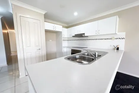 Property photo of 2/80 Close Street Parkes NSW 2870