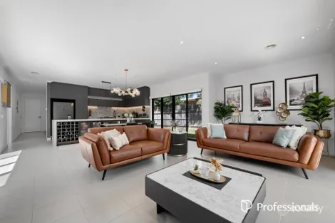 2/7 Lyric Ct, Glen Waverley, VIC 3150