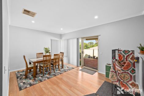 Property photo of 7 Gannet Rise Halls Head WA 6210