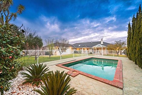 Property photo of 1 Faye Crescent Keilor VIC 3036