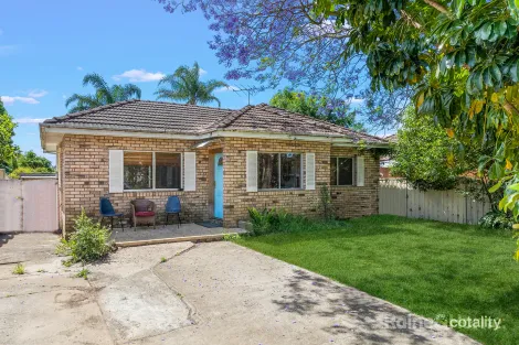 11 Euroka St, Ingleburn, NSW 2565
