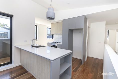 Property photo of 3 Sharp Circuit Mill Park VIC 3082