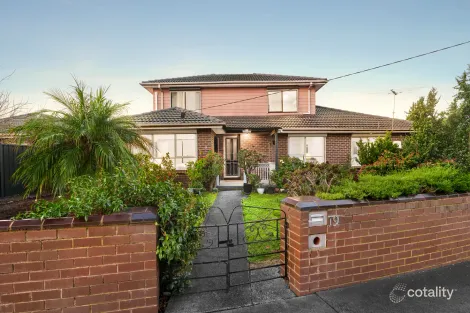 19 VITIS AVE, NOBLE PARK, VIC 3174
