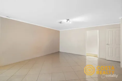 Property photo of 25 Pinaster Boulevard Canning Vale WA 6155
