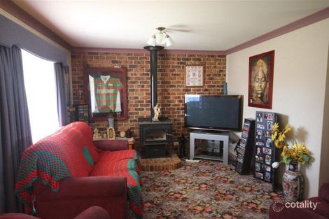 Property photo of 52 Morilla Street Hillvue NSW 2340