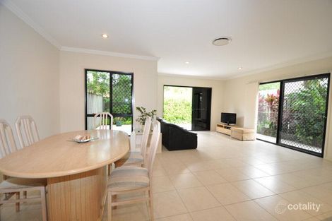 Property photo of 2/5 Sandown Avenue Bundall QLD 4217