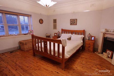 Property photo of 38 Brookong Avenue Wagga Wagga NSW 2650