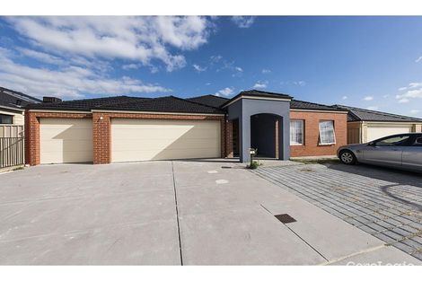 Property photo of 6 Daggar Place Canning Vale WA 6155