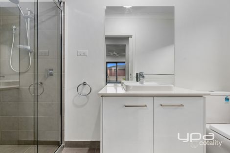 Property photo of 10 Dixon Way Maddingley VIC 3340