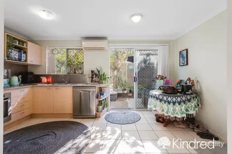 Property photo of 8/35-37 John Street Redcliffe QLD 4020