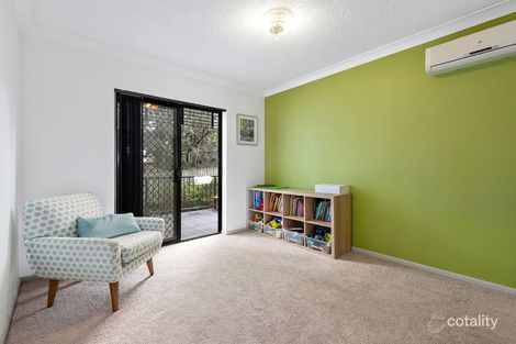 Property photo of 1/11 Kitchener Street Coorparoo QLD 4151