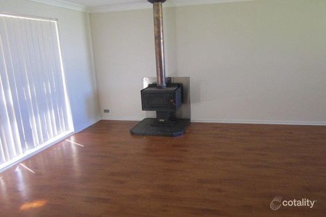 Property photo of 35 Elouera Street Collie WA 6225