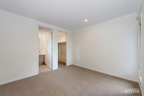 Property photo of 2/25 Lynden Grove Mount Waverley VIC 3149