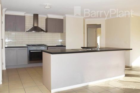 Property photo of 9 Toorang Court Pakenham VIC 3810