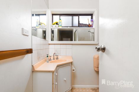 Property photo of 15 Isla Avenue Glenroy VIC 3046