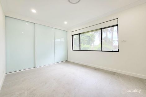 Property photo of 10 Howitt Place Bonnyrigg NSW 2177