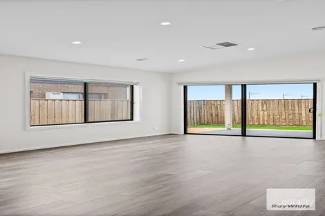 Property photo of 34 Stonneyburn Road Thornhill Park VIC 3335