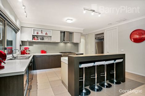 Property photo of 8 Wallaman Street Manor Lakes VIC 3024