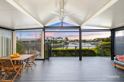 18 Pebble Beach Dr, Runaway Bay, QLD 4216