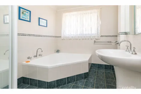 Property photo of 8 Benara Crescent Forster NSW 2428