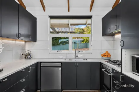 Property photo of 3 Regency Road Happy Valley SA 5159