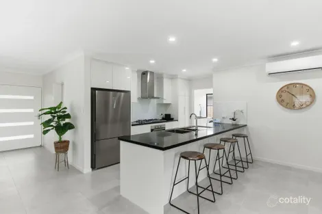 Property photo of 5 Lochern Elbow Mount Peter QLD 4869