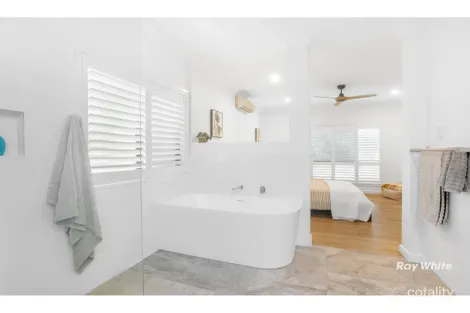 Property photo of 95 Bottlebrush Drive Lammermoor QLD 4703