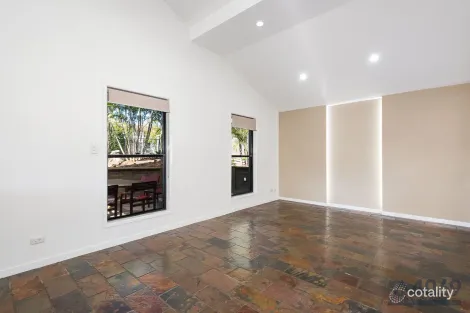 Property photo of 247 Fig Tree Pocket Road Fig Tree Pocket QLD 4069