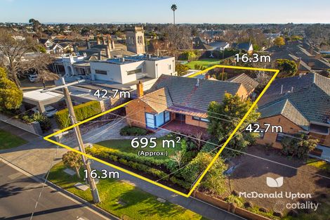 Property photo of 30 Brewster Street Essendon VIC 3040