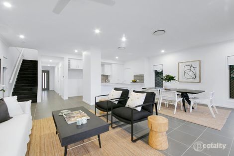 Property photo of 19 Irwin Terrace Oxley QLD 4075