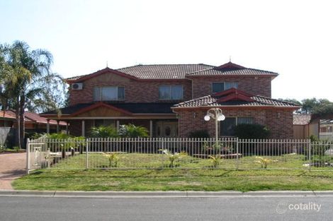 70 Swan Cct, Green Valley, NSW 2168