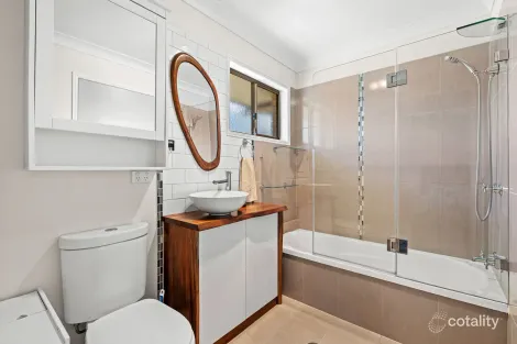 Property photo of 34/2018 Wynnum Road Wynnum West QLD 4178