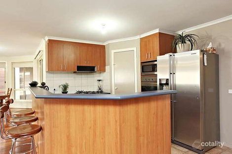 Property photo of 10 Chardonnay Place Hoppers Crossing VIC 3029