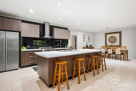 Property photo of 2 Kerrabee Drive Mernda VIC 3754