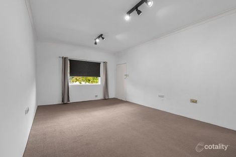 Property photo of 2/212 Cavendish Road Coorparoo QLD 4151