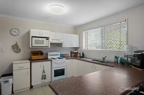 Property photo of 1/8 Spies Court Mount Lofty QLD 4350