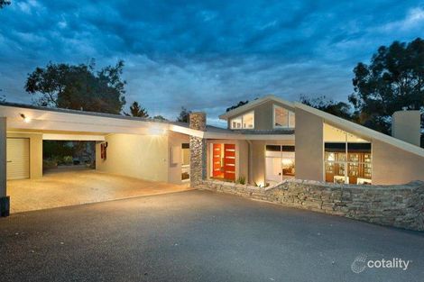 13 Woodhill Cl, Research, VIC 3095