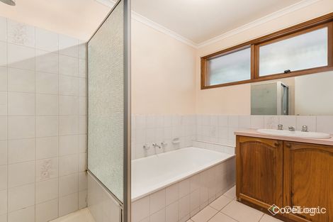 Property photo of 16 Sarah Place Hampton Park VIC 3976