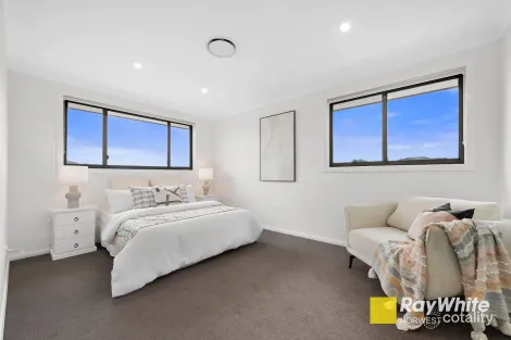 Property photo of 7 Medallist Parade Colebee NSW 2761