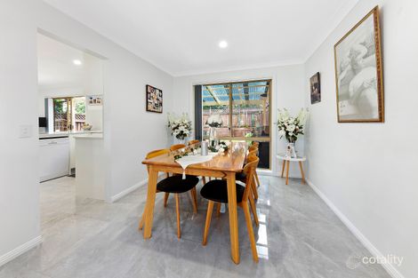 Property photo of 3/14 Hilloak Way Menai NSW 2234