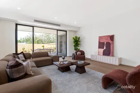 Property photo of 4A Fenacre Street Strathmore VIC 3041