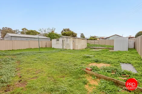Property photo of 26 Sparrowhawk Road Long Gully VIC 3550