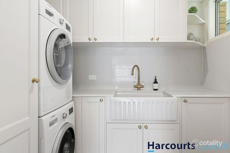 Property photo of 9 Magnolia Drive Southport QLD 4215