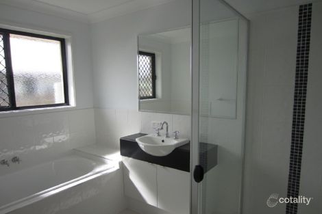 Property photo of 16 Epping Way Mount Low QLD 4818