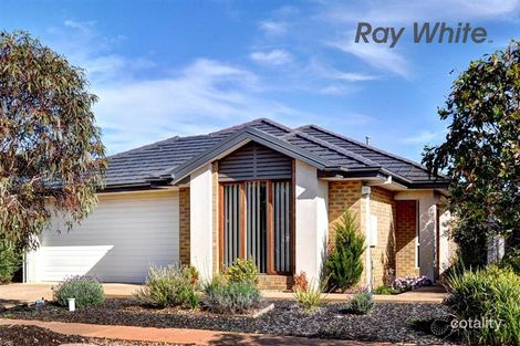 Property photo of 4 Middle Park Drive Point Cook VIC 3030