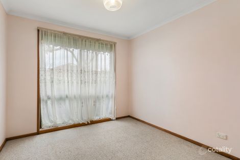 Property photo of 3 Cindy Close Keysborough VIC 3173