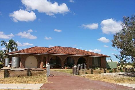 1 Ypres Rd, Camillo, WA 6111